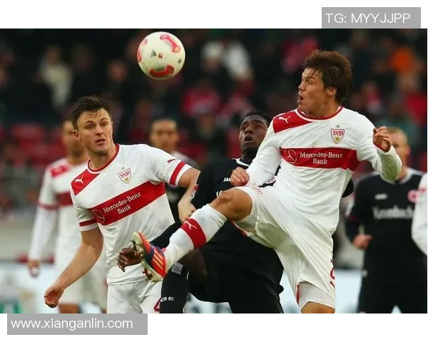 保祐领衔足球新时代:从青训到顶级球场的辉煌之路 保祐领衔足球新时代:从青训到顶级球场的辉煌之路