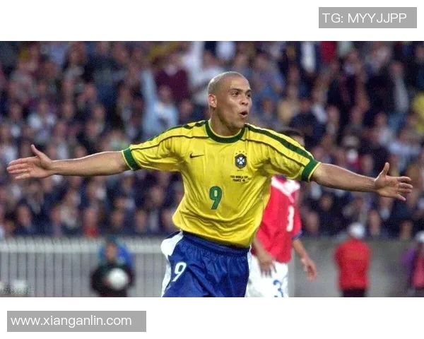 全球足球8号球员盘点 谁是足坛最具代表性的8号传奇人物