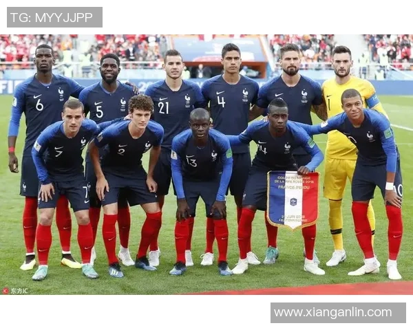 荷兰黑人球星在世界足球舞台上的崛起与辉煌历程