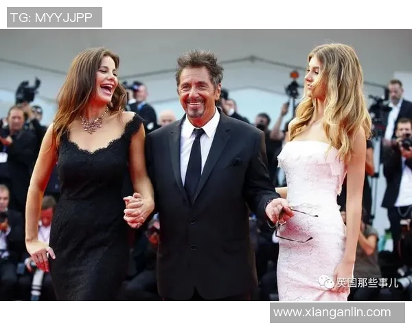 足球星二代与普通球员子女拍照风格大不同 展现独特魅力与家庭背景